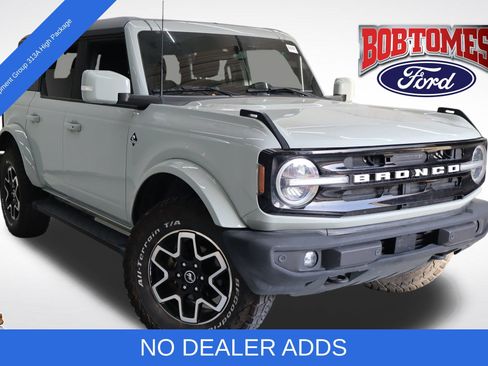 Used 2022 Ford Bronco Outer Banks AWD/4WD image 1