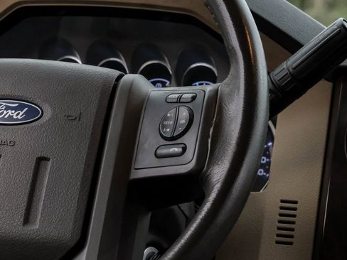 Used 2012 Ford F250 Lariat w/ Chrome Pkg image 15