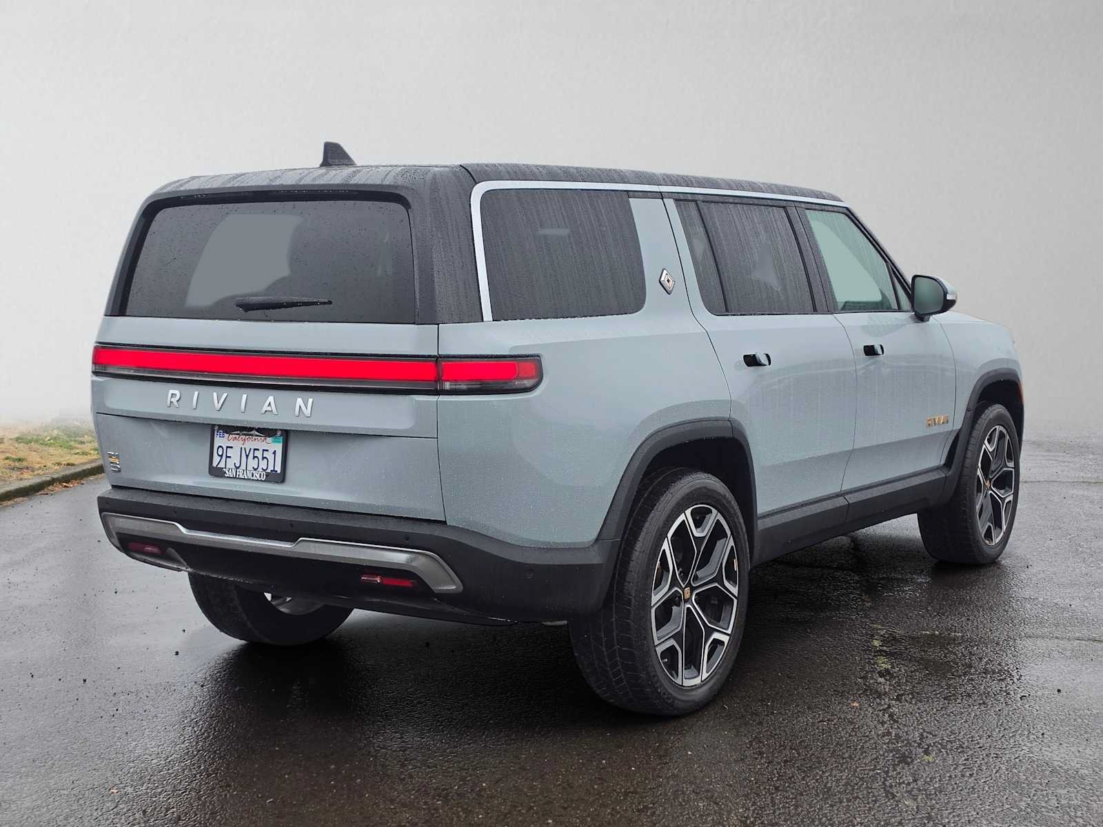 Used 2023 Rivian R1S Adventure Quad AWD/4WD image 3
