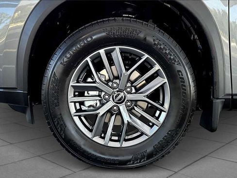 New 2026 Nissan Rogue S image 11