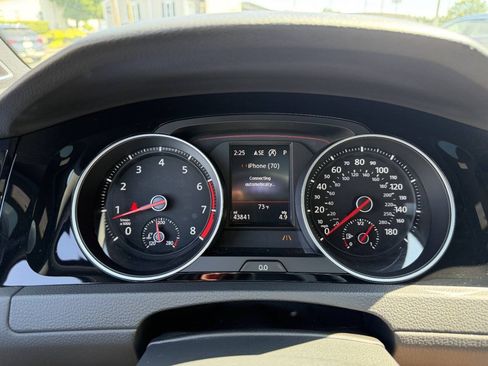 Used 2019 Volkswagen GTI Autobahn FWD image 14