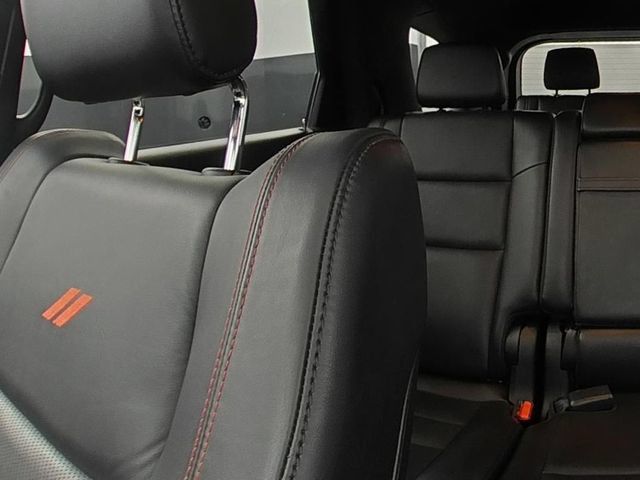 Used 2025 Dodge Durango R/T AWD/4WD image 32