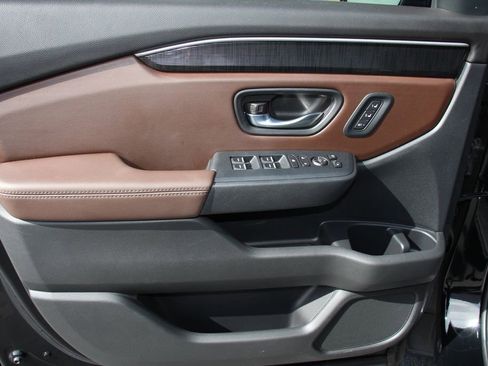 Used 2023 Honda Pilot Elite image 22