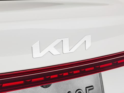 Used 2024 Kia Forte LXS FWD image 50