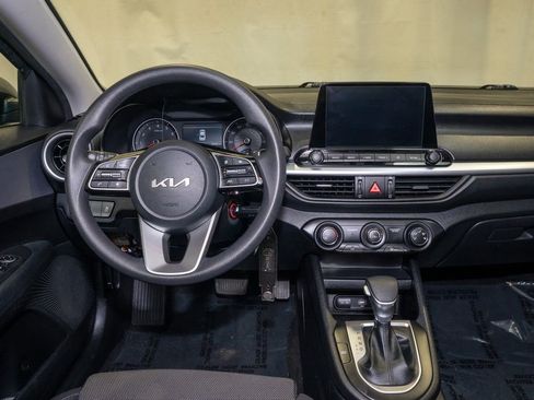 Certified 2024 Kia Forte LXS image 6