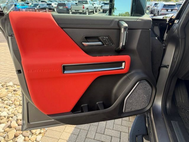 Certified 2026 GMC Hummer EV 3X w/ Carbon Fiber Edition Package AWD/4WD image 18