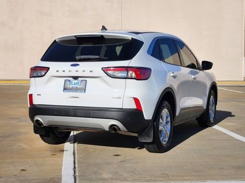 Certified 2022 Ford Escape SE image 5