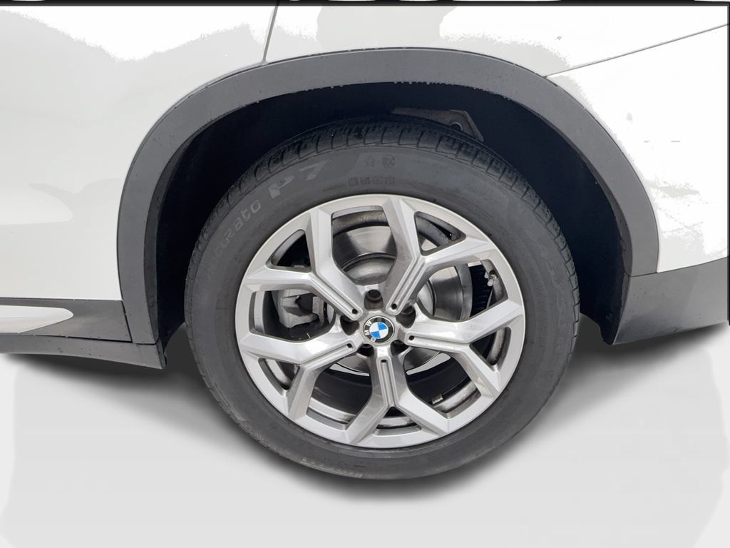 Used 2024 BMW X3 sDrive30i w/ Convenience Package RWD image 13