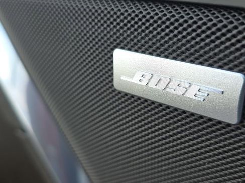 Used 2024 GMC Sierra 2500 SLT w/ SLT Premium Package image 27