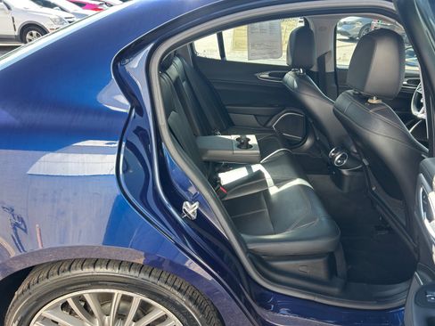 Used 2017 Alfa Romeo Giulia Ti RWD image 30