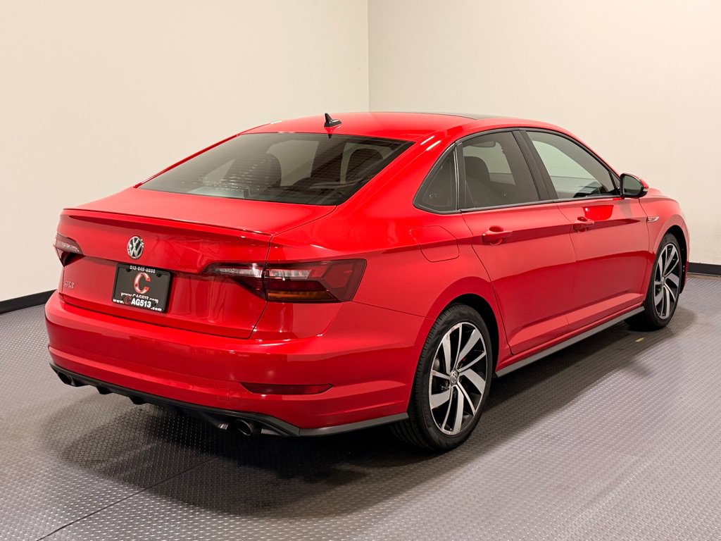 Used 2019 Volkswagen Jetta GLI FWD image 5