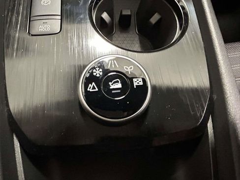 New 2026 Nissan Rogue SV AWD/4WD image 17
