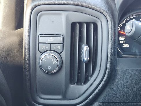 Used 2024 Chevrolet Silverado 1500 Custom image 23