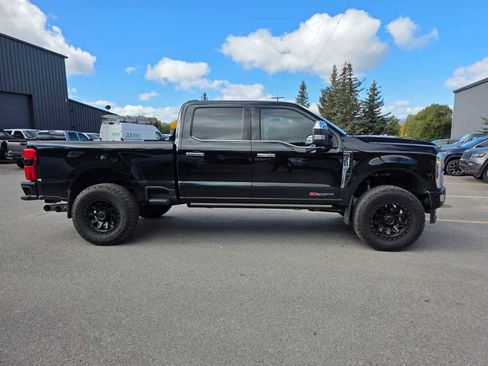 Used 2024 Ford F350 Platinum image 10