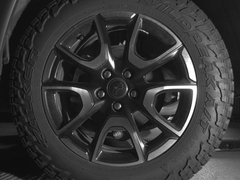 Used 2025 Jeep Compass Trailhawk AWD/4WD image 14