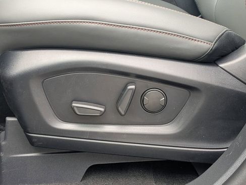 New 2026 Ford Explorer Active image 21