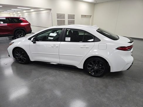 New 2026 Toyota Corolla XSE image 3