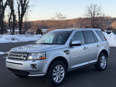 Used 2013 Land Rover LR2 image 1