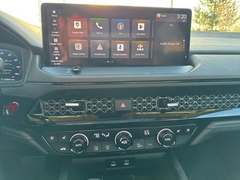 Used 2023 Honda Accord Touring image 14