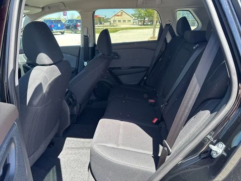 Used 2023 Nissan Rogue S AWD/4WD image 9