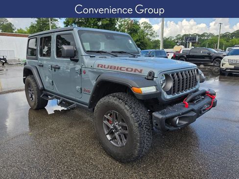 Used 2024 Jeep Wrangler Unlimited Rubicon w/ Technology Group AWD/4WD image 6