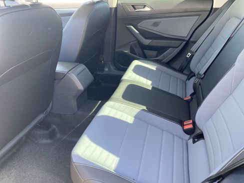 New 2026 Volkswagen Jetta SE FWD image 13