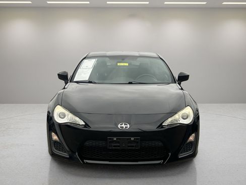Used 2013 Scion FR-S image 8
