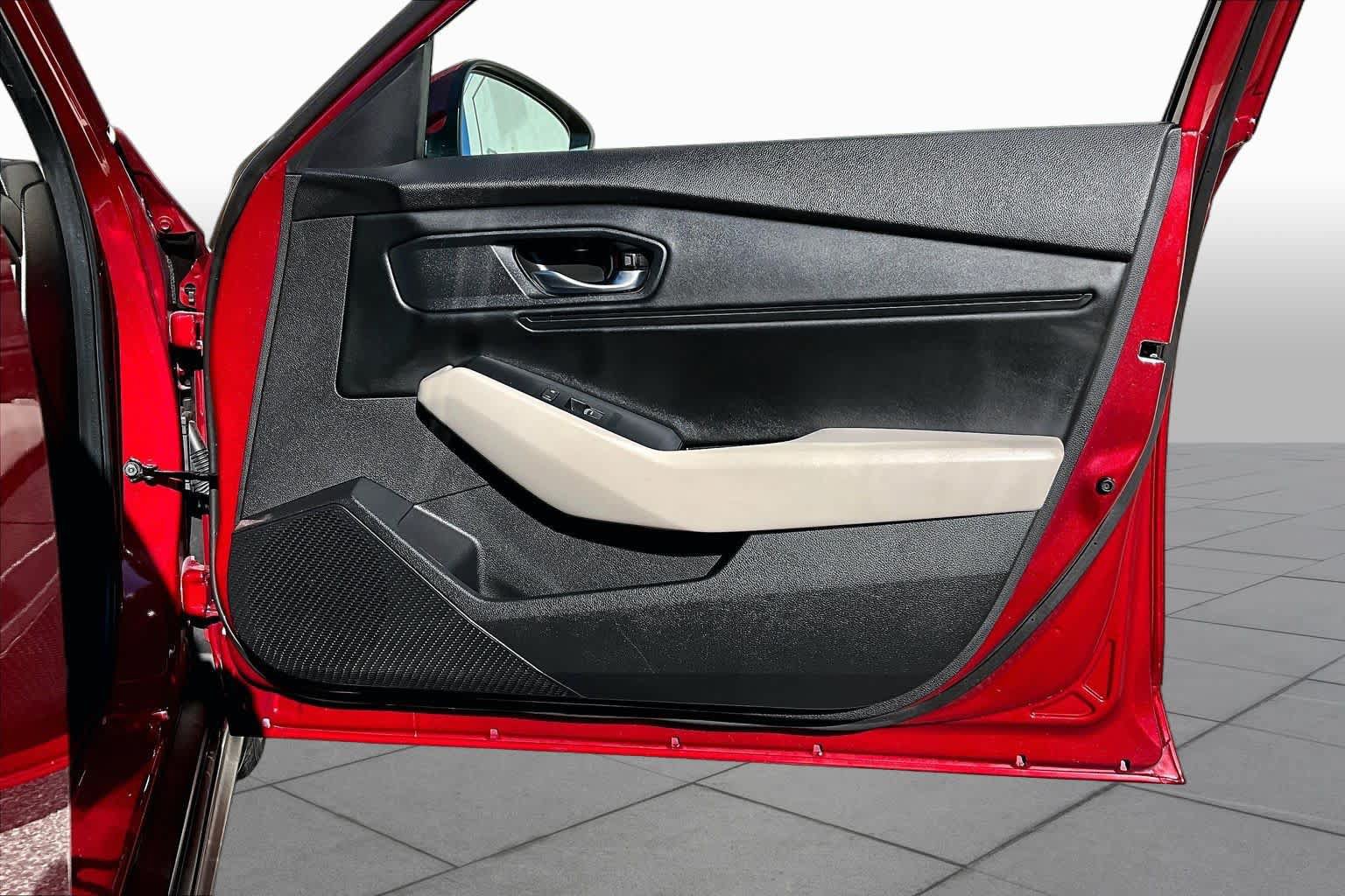 Used 2023 Honda Accord EX image 22