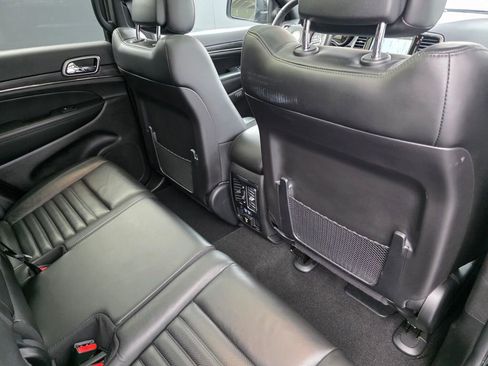 Used 2021 Jeep Grand Cherokee Limited X image 28