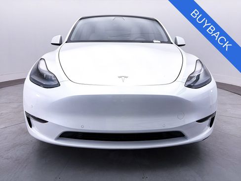 Used 2022 Tesla Model Y Performance AWD/4WD image 10