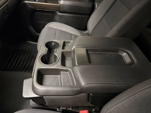 Used 2022 Chevrolet Silverado 1500 LT RWD image 16
