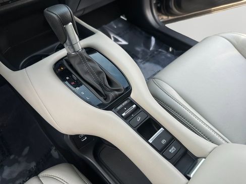 Used 2024 Honda HR-V LX image 18