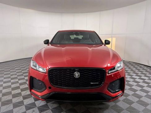 Used 2025 Jaguar F-PACE R-Dynamic S image 9