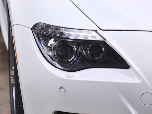 Used 2009 BMW M6 Coupe image 15