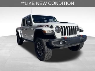 Used 2021 Jeep Gladiator Mojave video 3