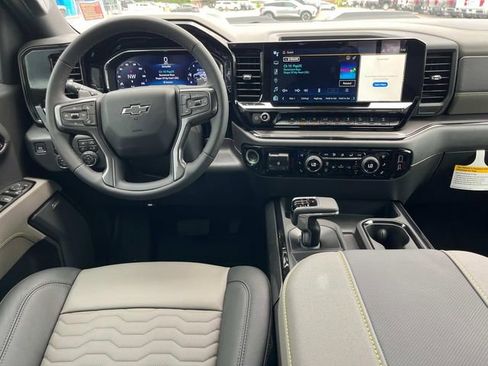 New 2025 Chevrolet Silverado 1500 ZR2 w/ Technology Package image 13