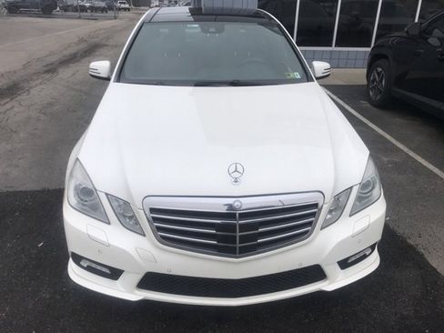 Used 2011 Mercedes-Benz E 350 4MATIC Sedan image 2