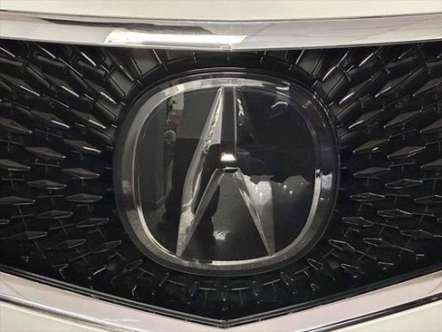 Used 2023 Acura MDX SH-AWD w/ Technology Package image 6