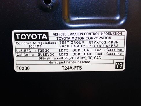 Certified 2024 Toyota Grand Highlander AWD image 51