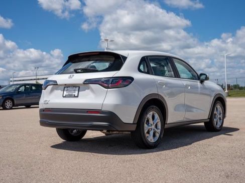 Used 2025 Honda HR-V LX image 7