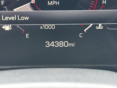 Used 2025 GMC Yukon XL AT4 w/ AT4 Premium Package image 24