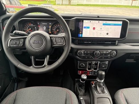 New 2026 Jeep Gladiator Rubicon AWD/4WD image 3