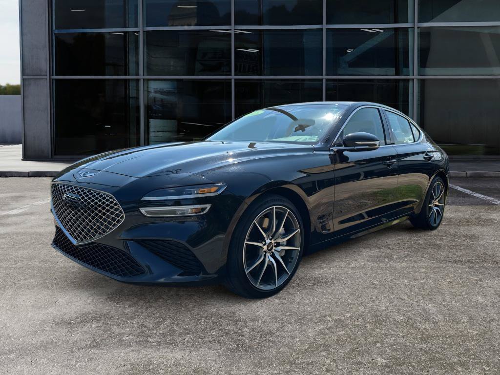Used 2025 Genesis G70 2.5T RWD image 3