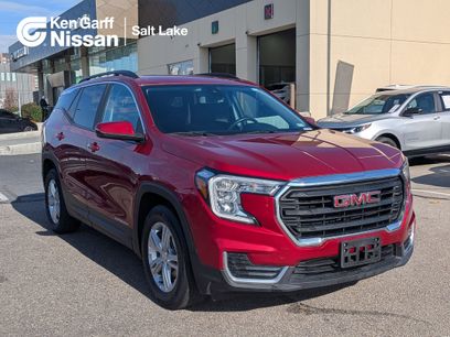 Used 2022 GMC Terrain SLE w/ Driver Convenience Package