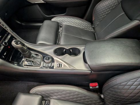 Used 2018 INFINITI Q50 Red Sport 400 w/ Sensory Package (Sport) RWD image 19