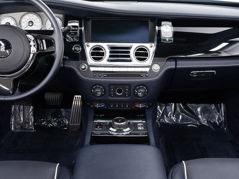Certified 2018 Rolls-Royce Dawn image 35