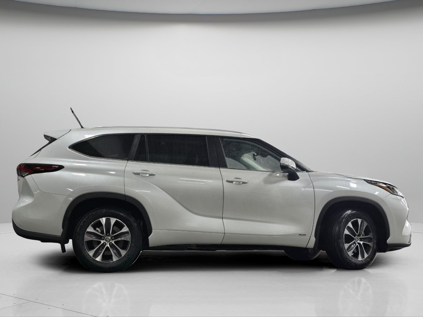 Certified 2026 Toyota Highlander XLE AWD/4WD image 27