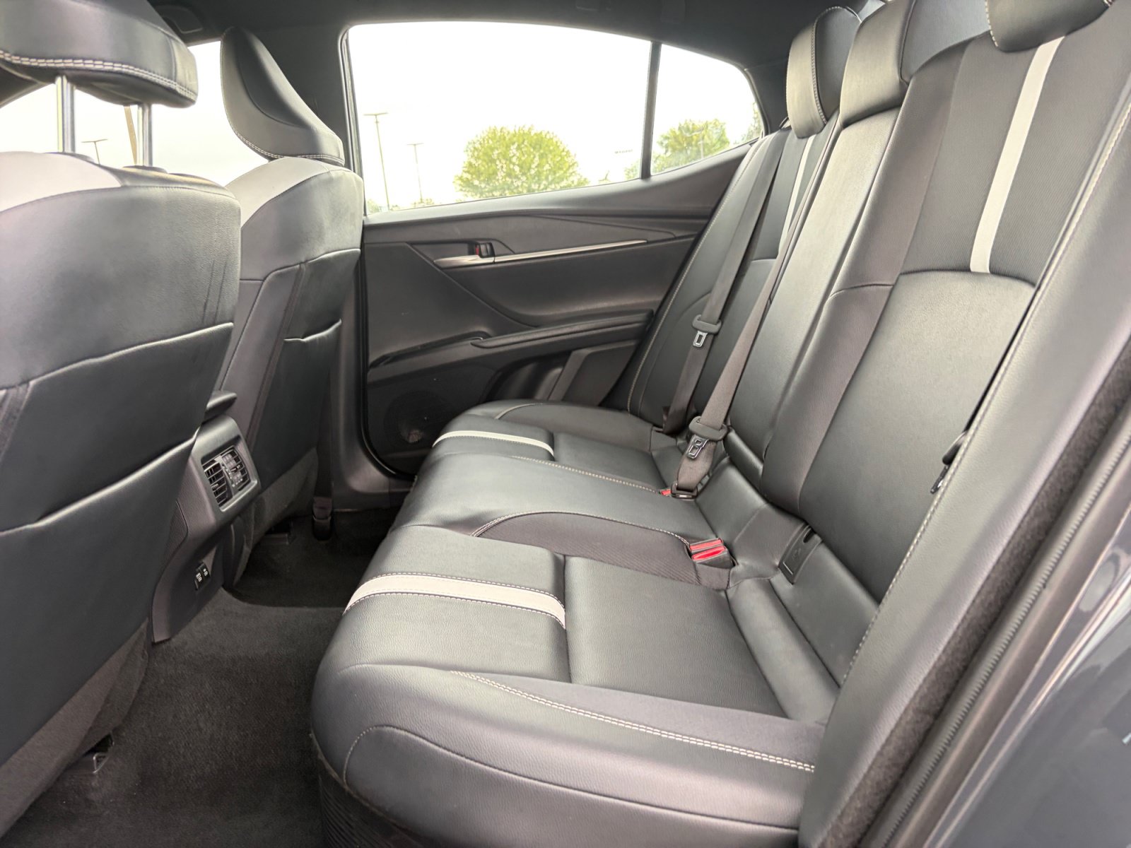 Used 2025 Toyota Camry SE FWD image 24