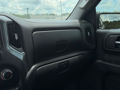 Used 2024 Chevrolet Silverado 1500 Custom Trail Boss w/ LPO, Dark Essentials Package AWD/4WD image 16