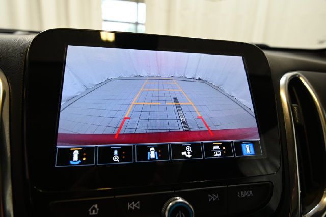 Used 2022 Chevrolet Equinox Premier AWD/4WD image 7